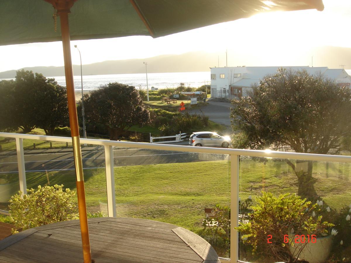 Seascape Bed & Breakfast Paraparaumu Buitenkant foto